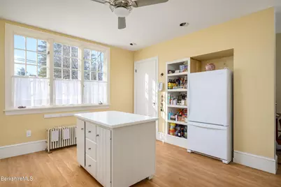 148 South St, Williamstown, MA 01267 - Photo 27