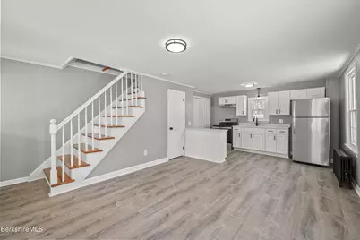 131 Center St, Lee, MA 01238 - Photo 13
