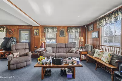 131 Center St, Lee, MA 01238 - Photo 29