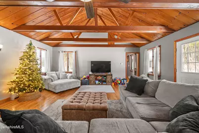 1020 Sandmill Rd, Cheshire, MA 01225 - Photo 7