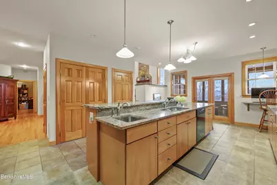 127 Pinecrest Dr, Dalton, MA 01226 - Photo 21