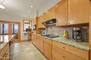 127 Pinecrest Dr, Dalton, MA 01226 - Photo 21