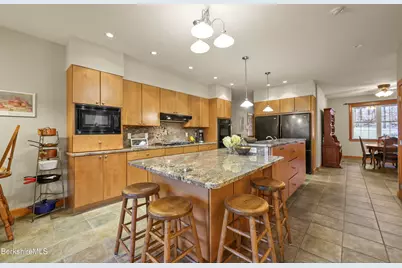 127 Pinecrest Dr, Dalton, MA 01226 - Photo 17
