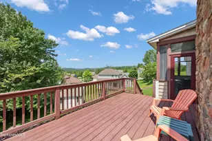 127 Pinecrest Dr, Dalton, MA 01226 - Photo 3