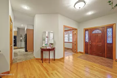 127 Pinecrest Dr, Dalton, MA 01226 - Photo 5