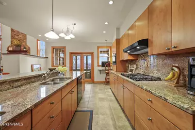 127 Pinecrest Dr, Dalton, MA 01226 - Photo 25