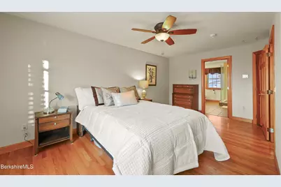 127 Pinecrest Dr, Dalton, MA 01226 - Photo 27