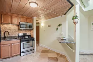 81 Dartmouth St, Pittsfield, MA 01201 - Photo 13