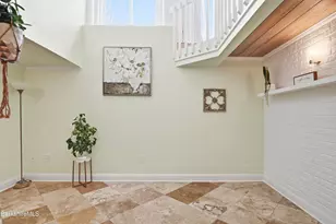 81 Dartmouth St, Pittsfield, MA 01201 - Photo 13