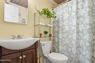 81 Dartmouth St, Pittsfield, MA 01201 - Photo 15