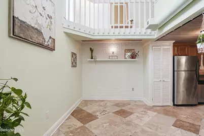 81 Dartmouth St #108, Pittsfield, MA 01201 - Photo 9