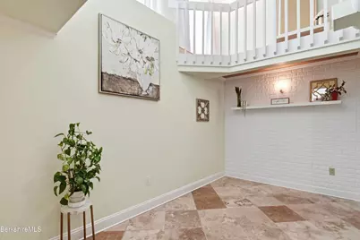 81 Dartmouth St #108, Pittsfield, MA 01201 - Photo 11