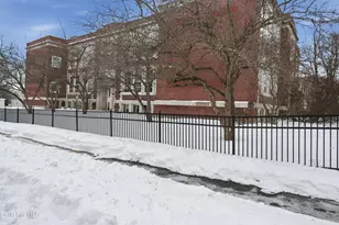 81 Dartmouth St, Pittsfield, MA 01201 - Photo 49