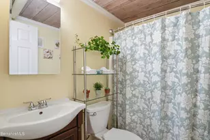 81 Dartmouth St, Pittsfield, MA 01201 - Photo 29