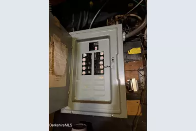 258 Dalton Ave, Pittsfield, MA 01201 - Photo 13