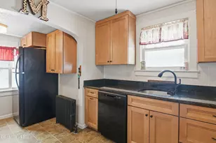 60 Franklin St, Dalton, MA 01226 - Photo 25