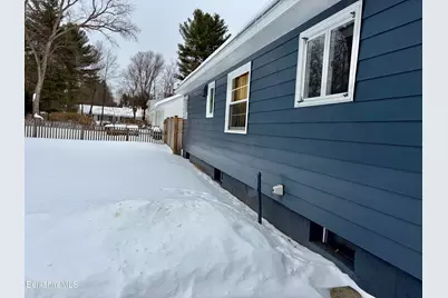 19 Preston Ave, Pittsfield, MA 01201 - Photo 41