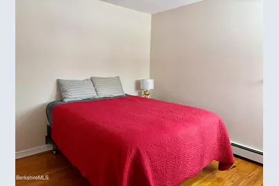 19 Preston Ave, Pittsfield, MA 01201 - Photo 17