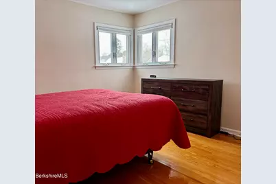 19 Preston Ave, Pittsfield, MA 01201 - Photo 15