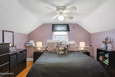 8 School St, Adams, MA 01220 - Photo 27