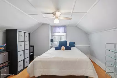 8 School St, Adams, MA 01220 - Photo 25