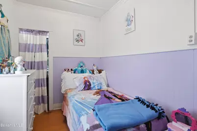 8 School St, Adams, MA 01220 - Photo 21