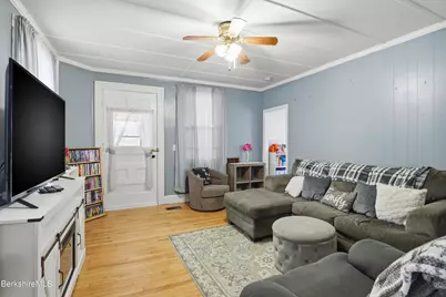 8 School St, Adams, MA 01220 - Photo 5