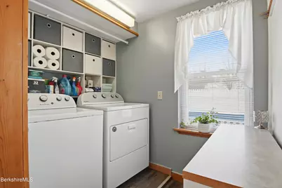 8 School St, Adams, MA 01220 - Photo 19