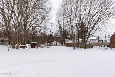 68 Lakeway Dr, Pittsfield, MA 01201 - Photo 7