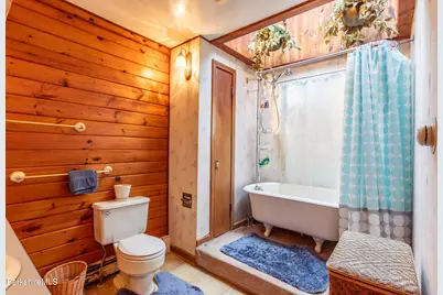 68 Lakeway Dr, Pittsfield, MA 01201 - Photo 19