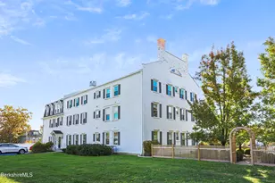 33 Maplewood Ave, Pittsfield, MA 01201 - Photo 33