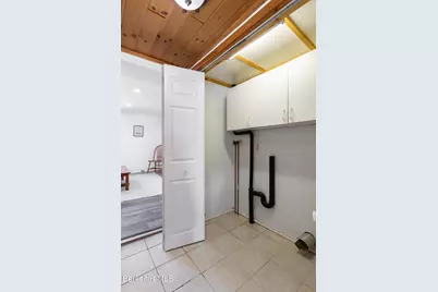 35 Chapman Rd, Pittsfield, MA 01201 - Photo 11