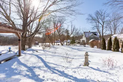 35 Chapman Rd, Pittsfield, MA 01201 - Photo 33