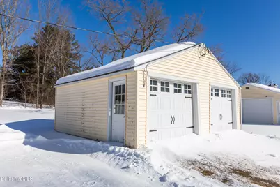 35 Chapman Rd, Pittsfield, MA 01201 - Photo 37