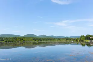 561 Pecks Rd, Pittsfield, MA 01201 - Photo 9