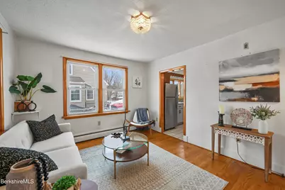 20 Crystal St, Pittsfield, MA 01201 - Photo 9