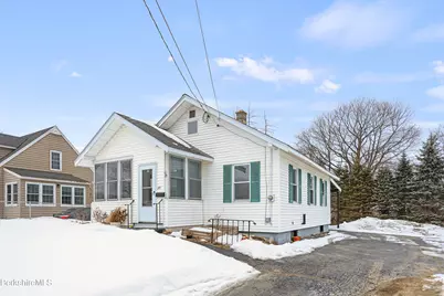 20 Crystal St, Pittsfield, MA 01201 - Photo 3