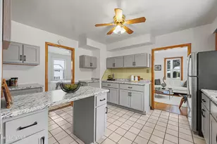 20 Crystal St, Pittsfield, MA 01201 - Photo 15