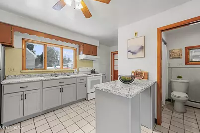 20 Crystal St, Pittsfield, MA 01201 - Photo 13