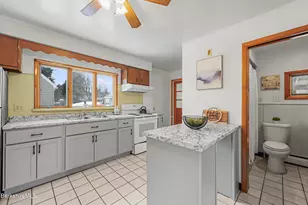 20 Crystal St, Pittsfield, MA 01201 - Photo 13