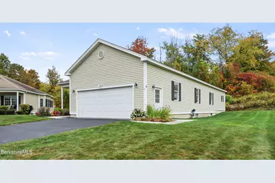 14 Sunrise Cir, Pittsfield, MA 01201 - Photo 45