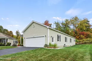 14 Sunrise Cir, Pittsfield, MA 01201 - Photo 45