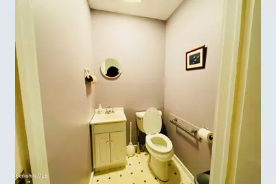 168 Main St, Great Barrington, MA 01230 - Photo 27