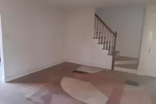 32 Jason St, Pittsfield, MA 01201 - Photo 7