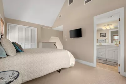 594 Shunpike Rd, Sheffield, MA 01257 - Photo 27