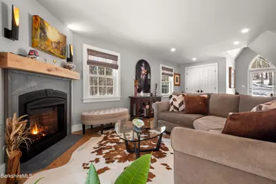 594 Shunpike Rd, Sheffield, MA 01257 - Photo 11