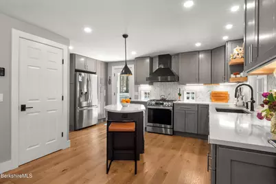 594 Shunpike Rd, Sheffield, MA 01257 - Photo 17