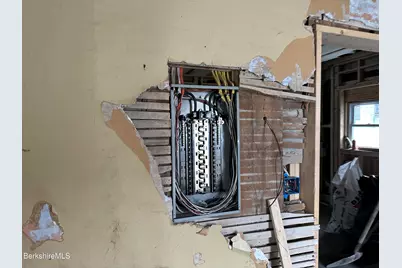 131 State St, North Adams, MA 01247 - Photo 25