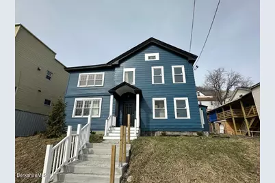 131 State St, North Adams, MA 01247 - Photo 3