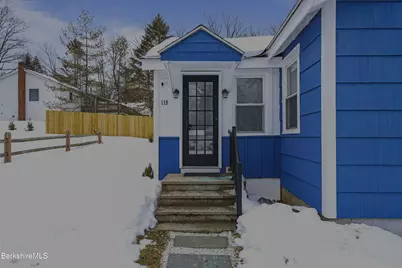 119 Orlando Ave, Pittsfield, MA 01201 - Photo 3
